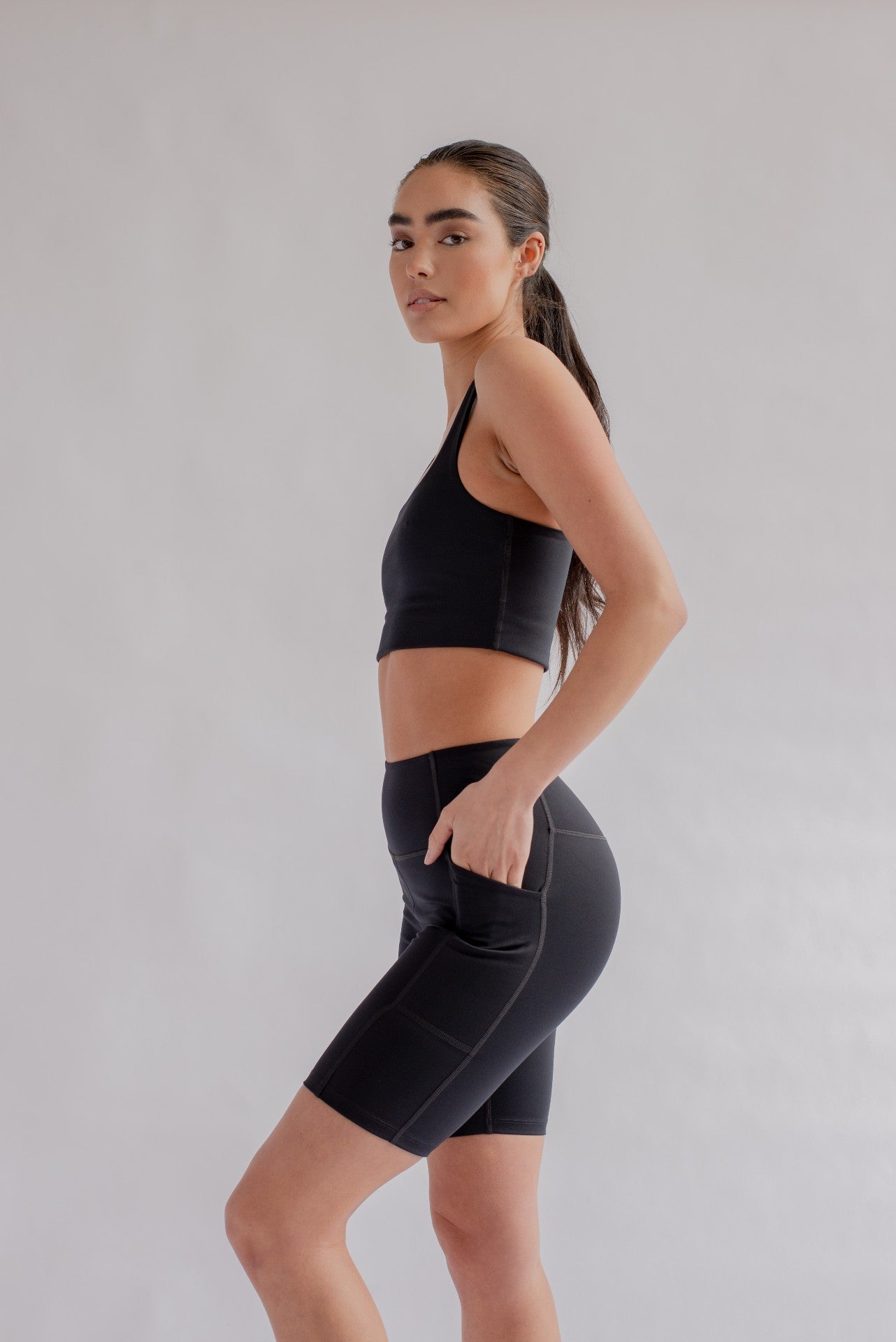 Girlfriend collective clearance black bike shorts